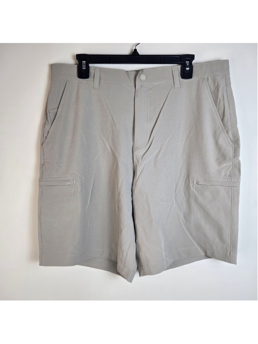 Men's NWT Chaps Khaki Cargo Shorts Waist 34